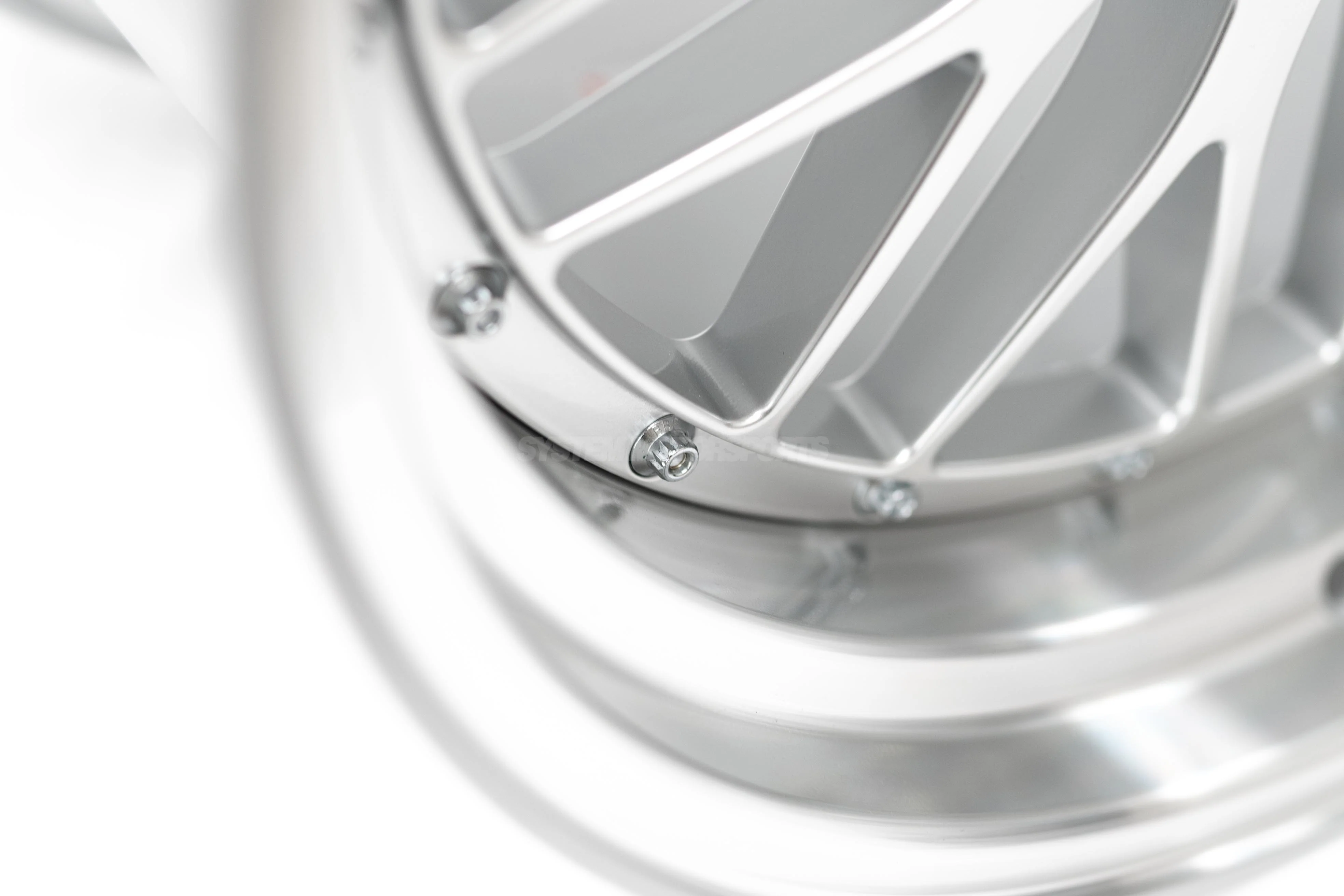 BBS LM - 18x8 / 18x10.5 / 5x108 - Diamond Silver w/ Diamond Cut Rim (Ferrari F355 Fitment) *Set of 4* - Image 6