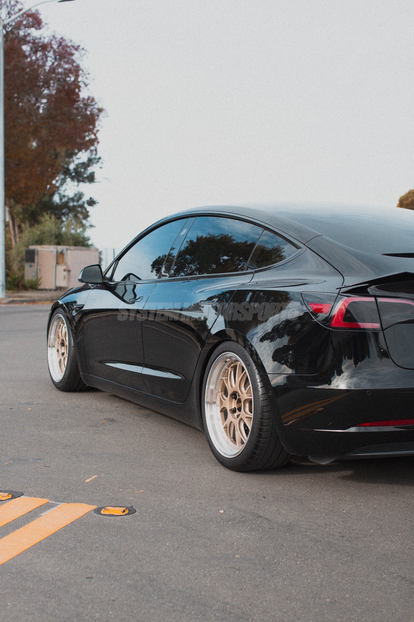 BBS LM-R - 19x9.5 / 5x114.3 - Citrine "White" Gold w/ Bright Cut Lip (Tesla Model 3/Y Fitment) *Set of 4* - Image 10