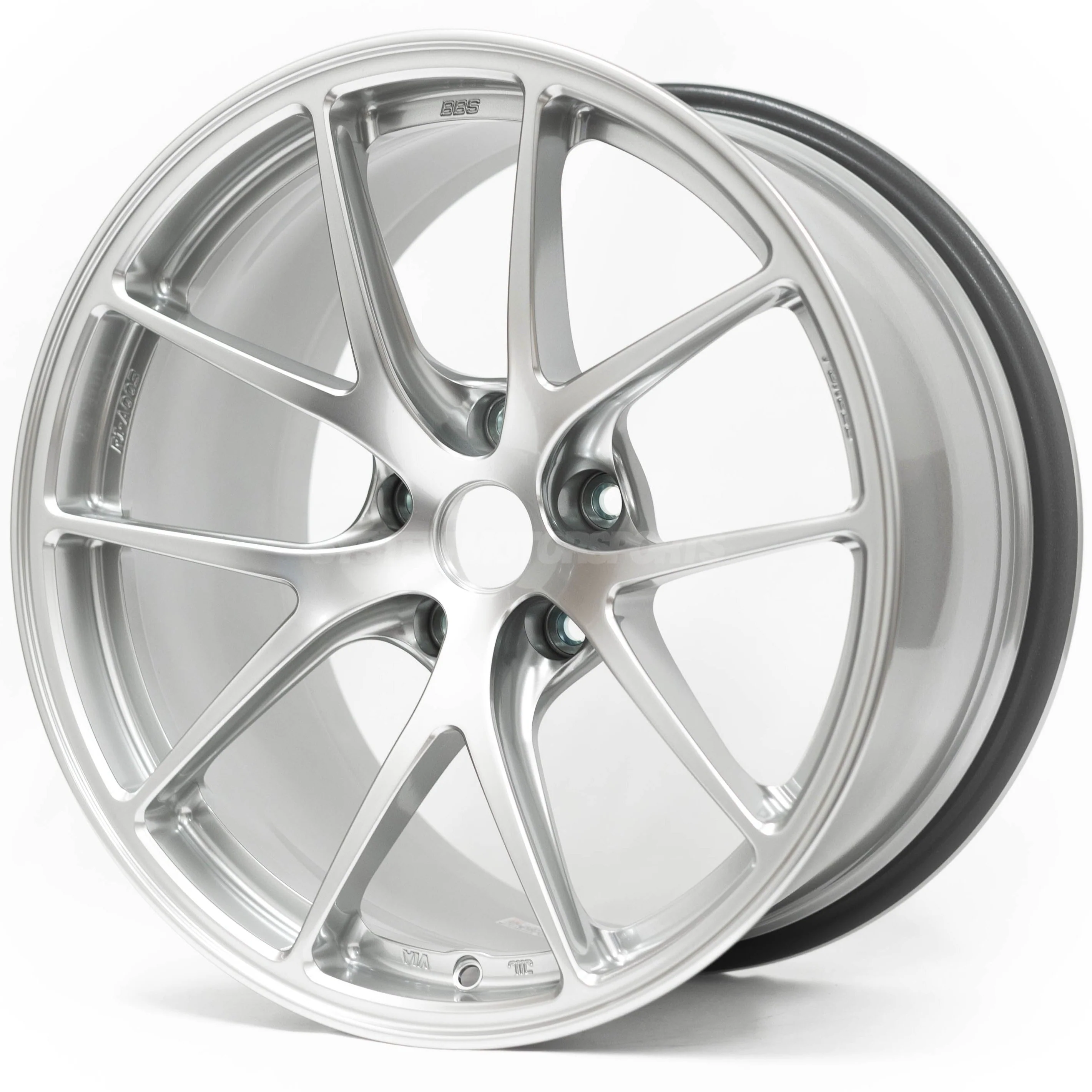 BBS RI-A - 18x9.5 / +22 / 5x114.3 - Diamond Silver *Set of 4*
