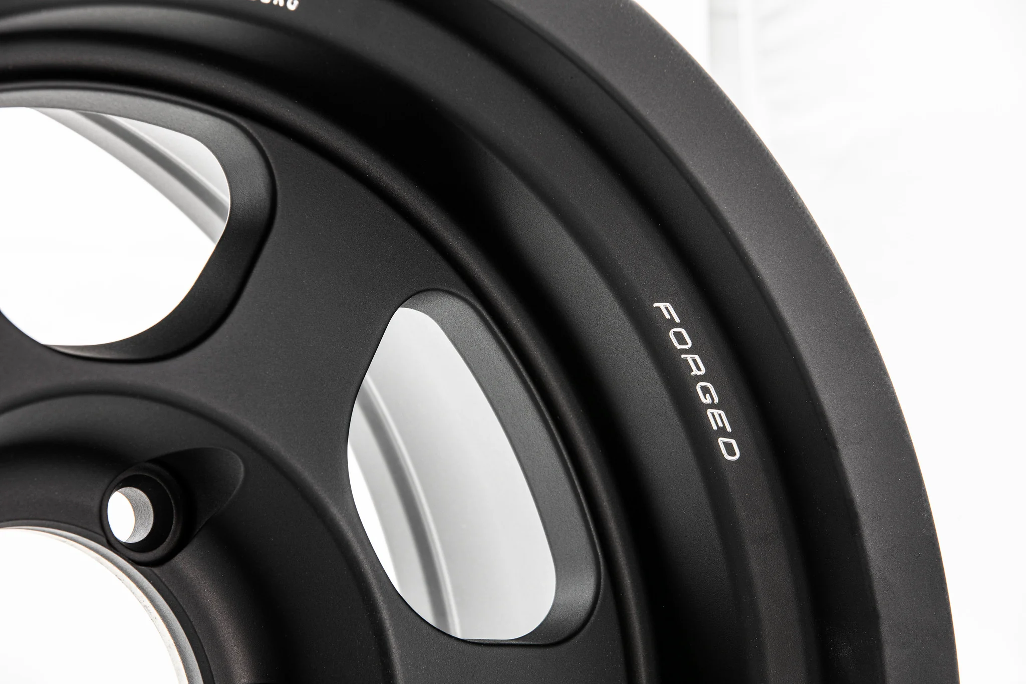 Volk Racing TE37XT M-Spec - 18x9.5 / +0 / 5x150 - Blast Black (Tundra/Sequoia Fitment) *Set of 4* - Image 9
